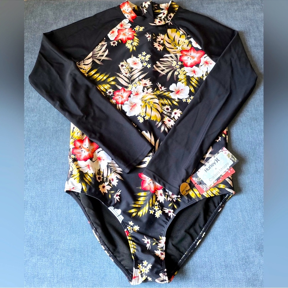 Hurley Black Carissa Moore Girls Rash guard/ Swim suit
